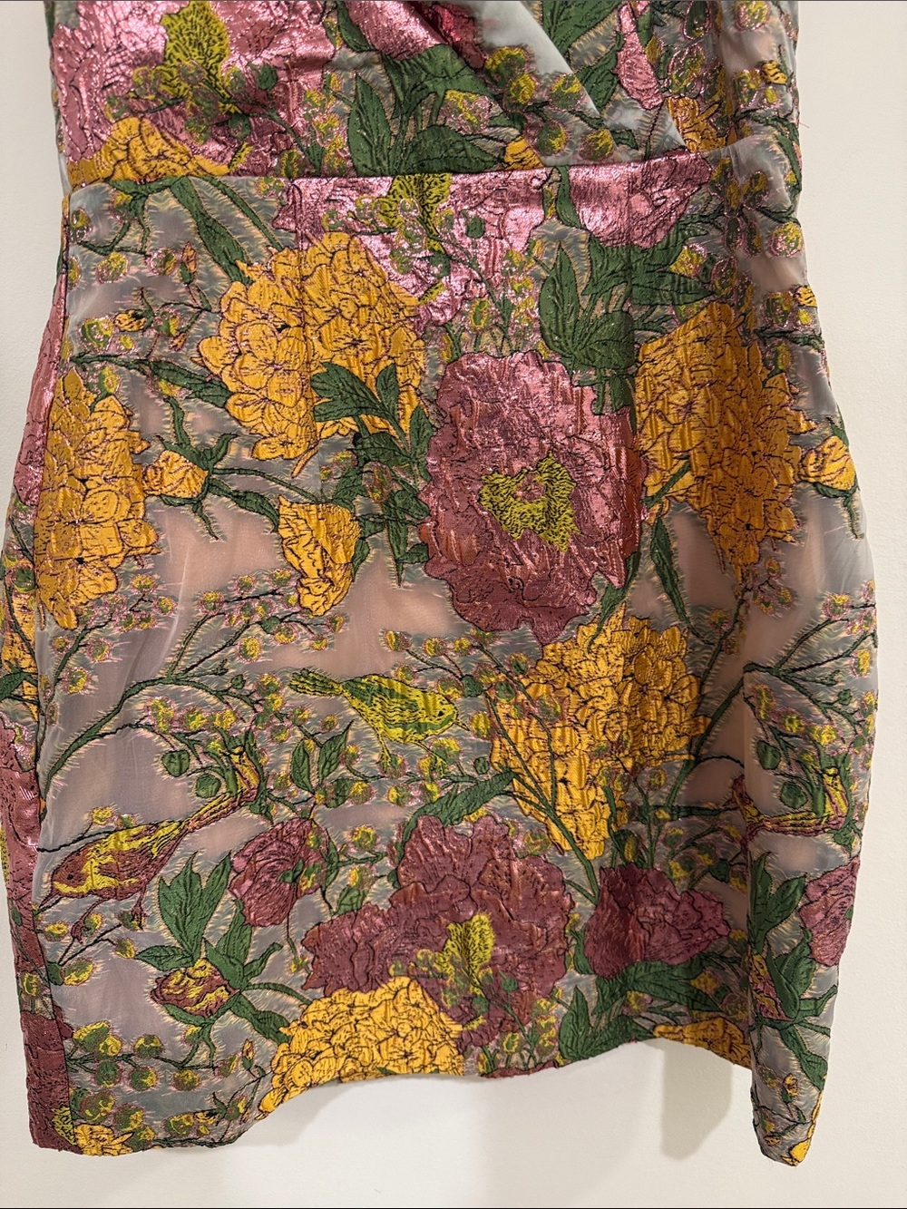 Elliatt Multicolor Strapless Dress - Picture 4 of 10